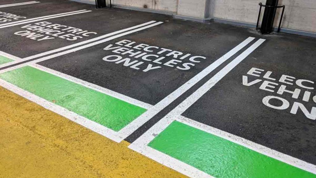 what are the best stocks to invest in (electric vehicle stocks)