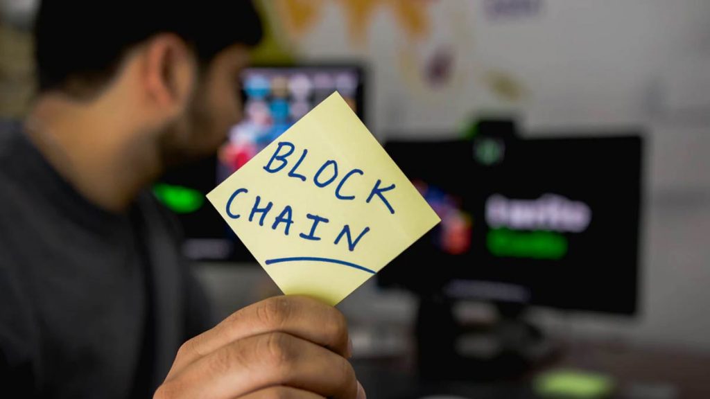 top stocks to watch this week (blockchain stocks)