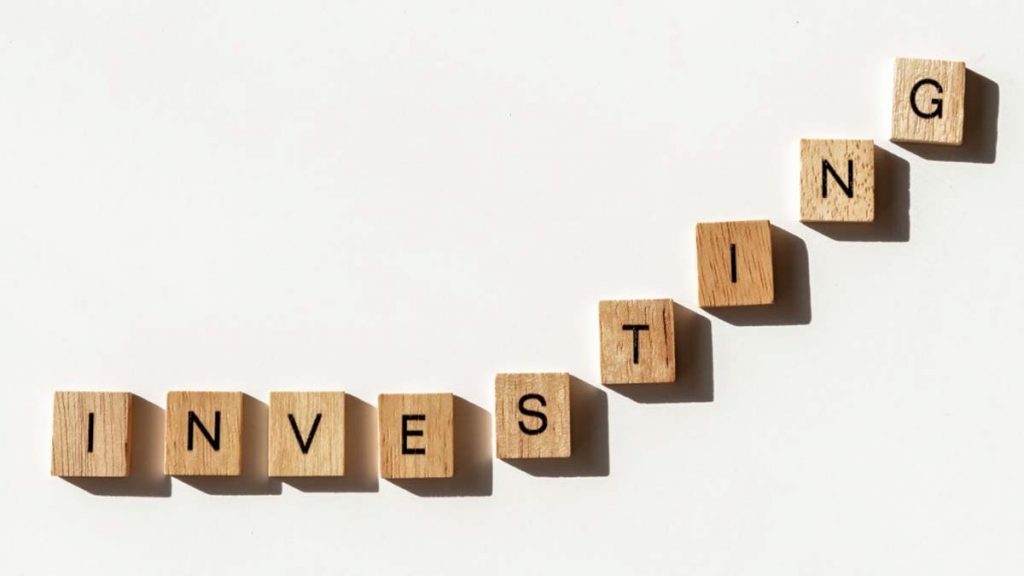 good stocks to buy right now (cyclical stocks)