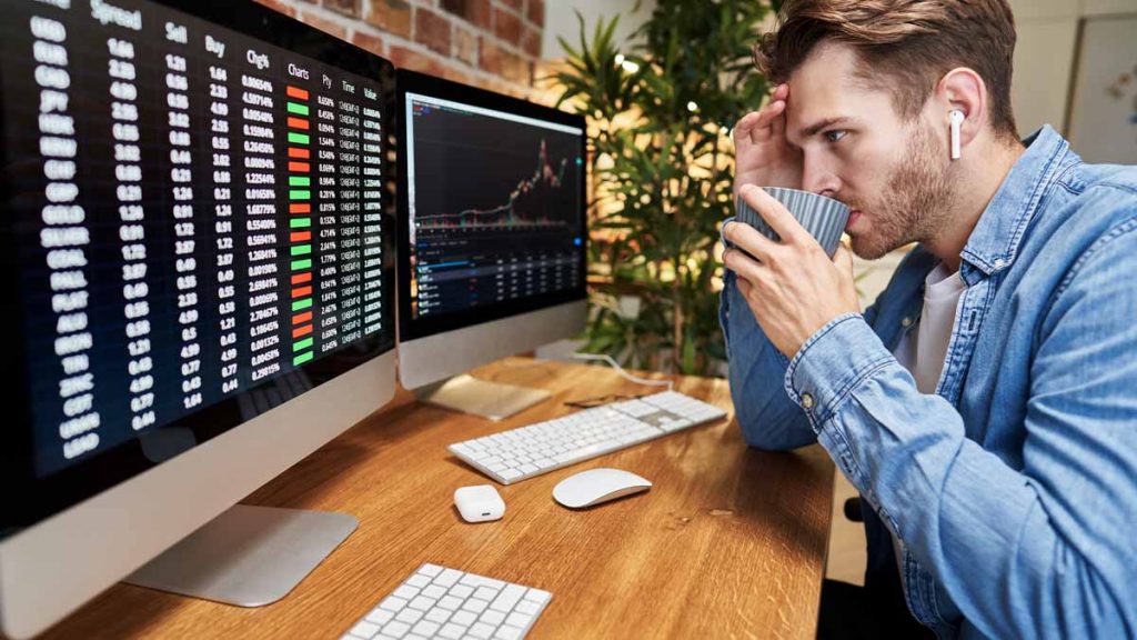 best stocks to invest in right now (recession proof stocks)