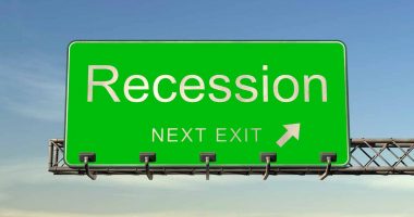 what happens to stocks during a recession