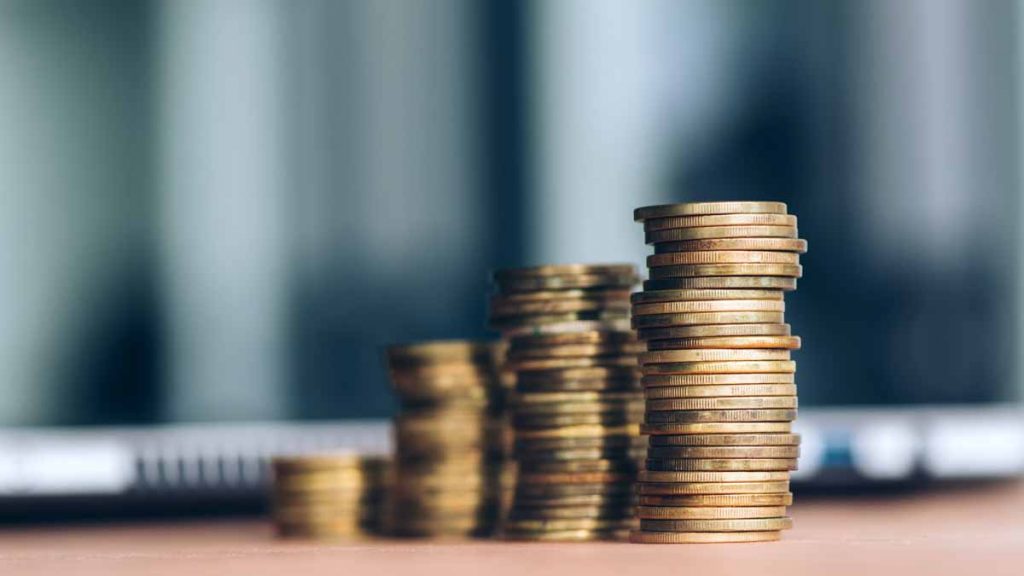 best stocks to invest in good dividend stocks
