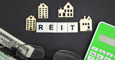 top stocks to buy now REIT stocks